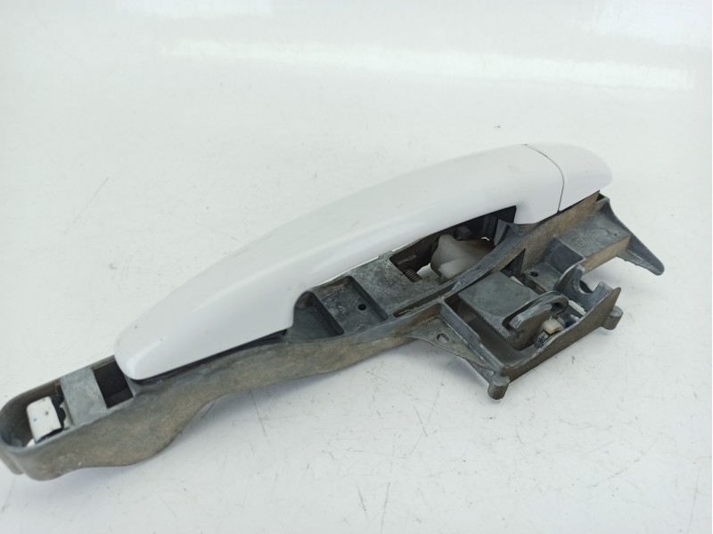 Recambio de maneta exterior delantera derecha para peugeot partner tepee 1.6 hdi 90 referencia OEM IAM 1199D1  