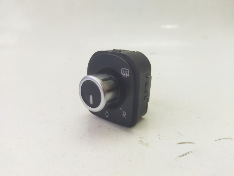 Recambio de mando retrovisor para volkswagen golf vi (5k1) 2.0 tdi referencia OEM IAM 5K1959565  