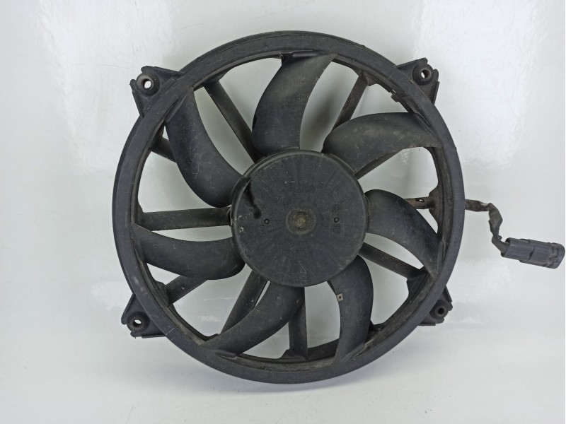 Recambio de electroventilador para peugeot partner tepee 1.6 hdi 90 referencia OEM IAM 1049874716T  