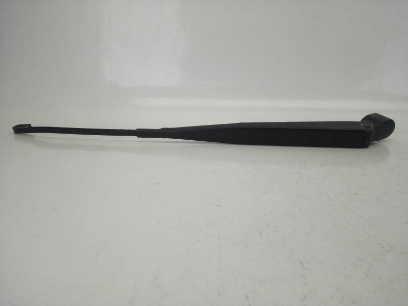 Recambio de brazo limpia delantero derecho para nissan terrano/terrano.ii (r20) sport referencia OEM IAM   