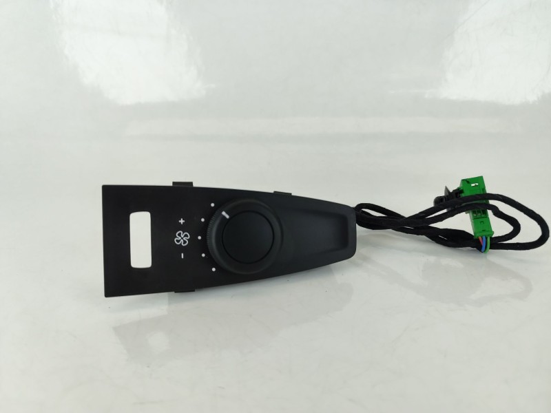 Recambio de mando climatizador para citroën c4 grand picasso ii (da_, de_) 1.2 thp 130 referencia OEM IAM 96754037ZD  