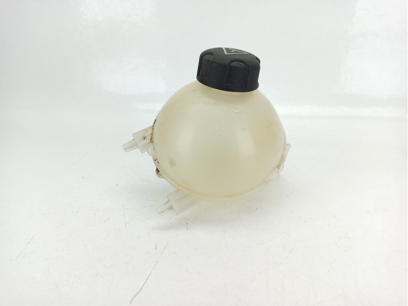Recambio de deposito expansion para peugeot partner tepee 1.6 hdi 90 referencia OEM IAM 9684527680  