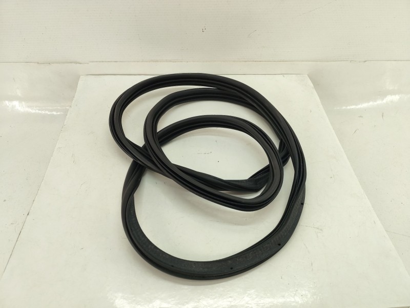 Recambio de gomas contorno puerta para ford puma (j2k, cf7) 1.0 ecoboost mhev referencia OEM IAM   