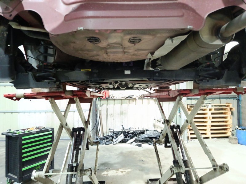 Recambio de puente trasero para opel corsa f (p2jo) 1.2 (68) referencia OEM IAM 1648273280  