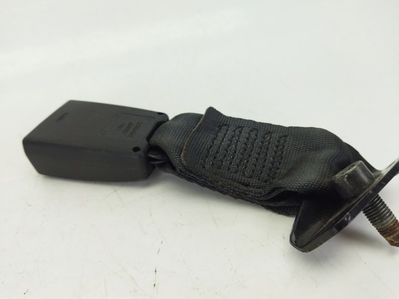 Recambio de enganche cinturon trasero izquierdo para fiat palio (178_, 171_, 371_) 1.2 referencia OEM IAM 735457225  