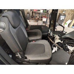 ASIENTOS TRASERO DERECHO 