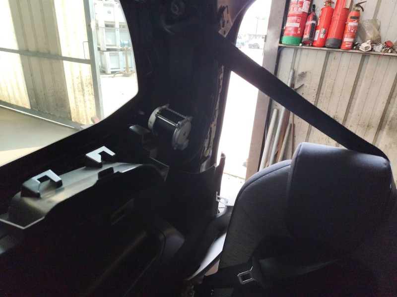 Recambio de cinturon seguridad trasero derecho para citroën c4 grand picasso ii (da_, de_) 1.2 thp 130 referencia OEM IAM 980665
