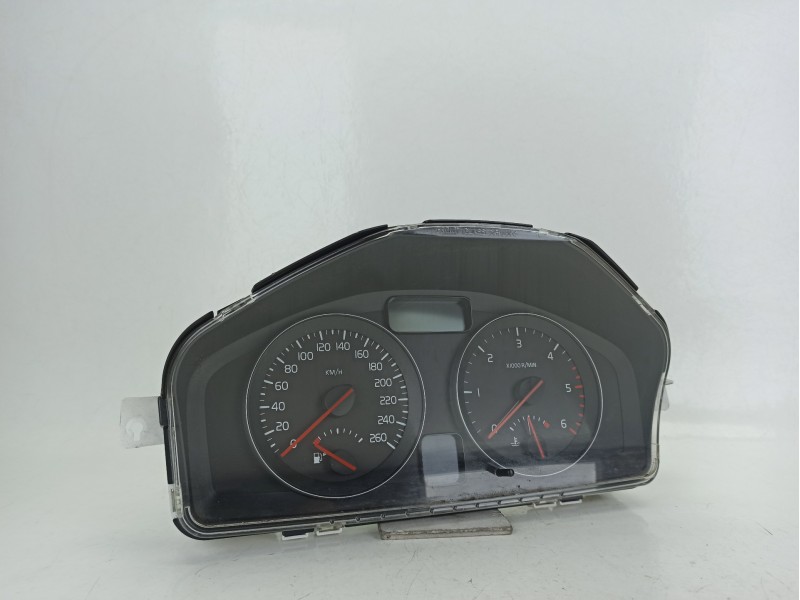 Recambio de cuadro instrumentos para volvo c30 (533) 2.0 d referencia OEM IAM 30765310  
