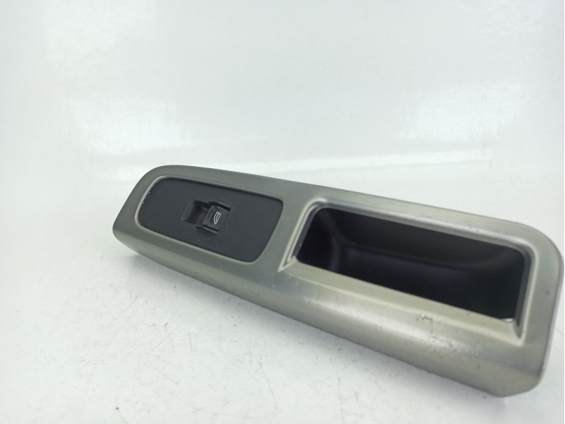 Recambio de mando elevalunas delantero derecho para volvo c30 (533) 2.0 d referencia OEM IAM 30773214  