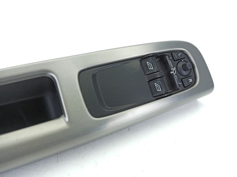 Recambio de mando elevalunas delantero izquierdo para volvo c30 (533) 2.0 d referencia OEM IAM 30773209  