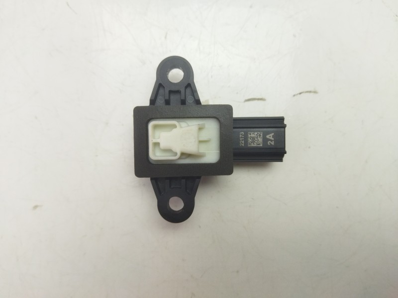Recambio de sensor para ford ecosport 1.0 ecoboost referencia OEM IAM GN1514C676AA  