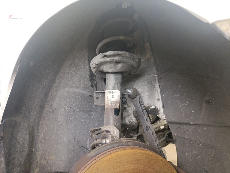 Recambio de amortiguador delantero derecho para audi a1 sportback (gba) 30 tfsi referencia OEM IAM 2Q0413031BD  