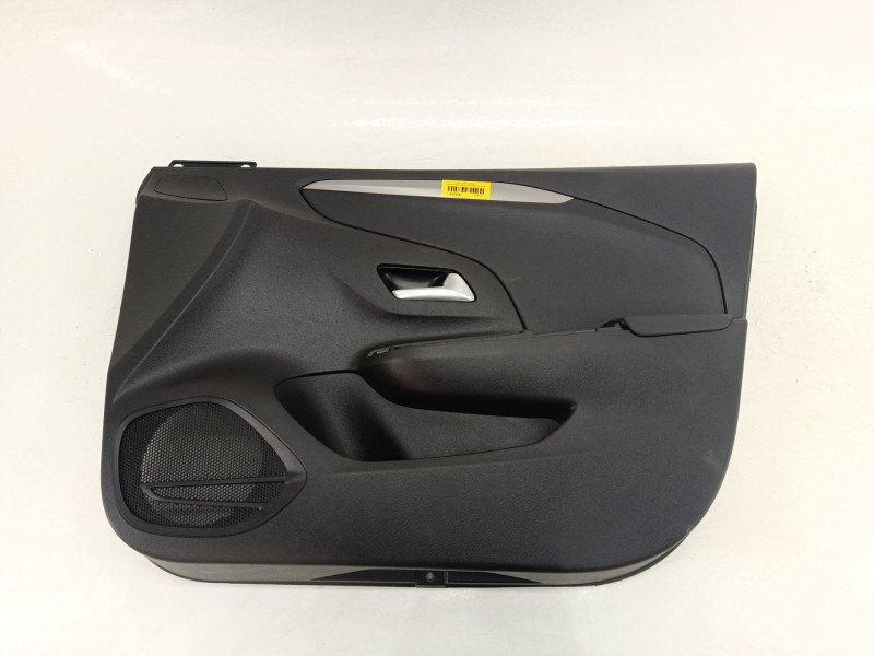 Recambio de guarnecido puerta delantera derecha para opel corsa f (p2jo) 1.2 (68) referencia OEM IAM 93476749  