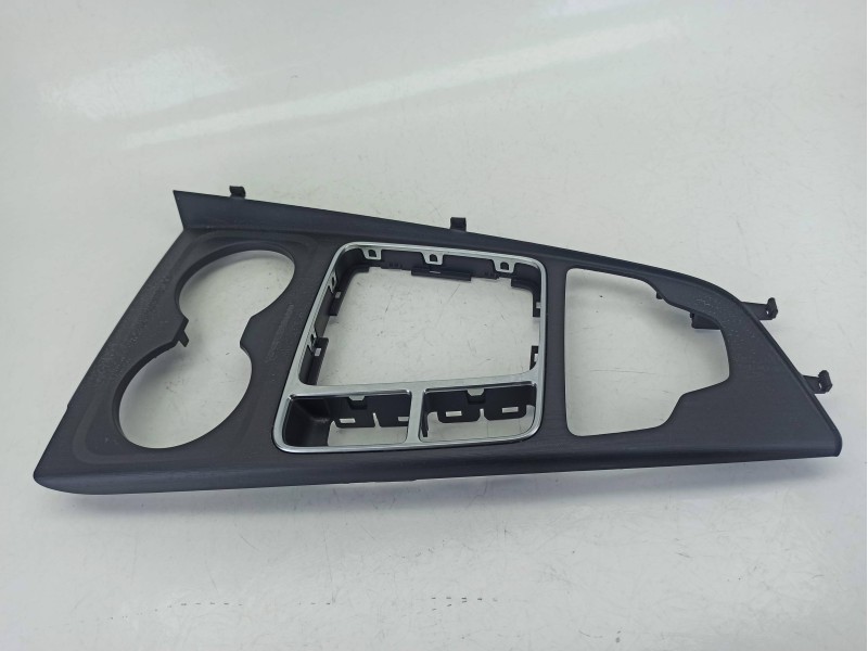 Recambio de moldura para audi a4 b9 avant (8w5, 8wd) 2.0 tdi referencia OEM IAM 8W1864241  