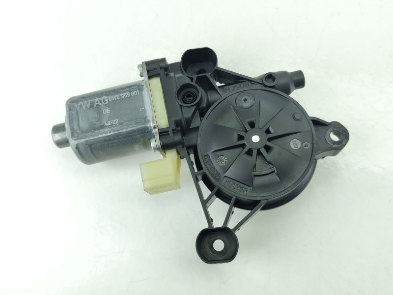 Recambio de motor elevalunas delantero izquierdo para audi a1 sportback (gba) 30 tfsi referencia OEM IAM 8W0959801  