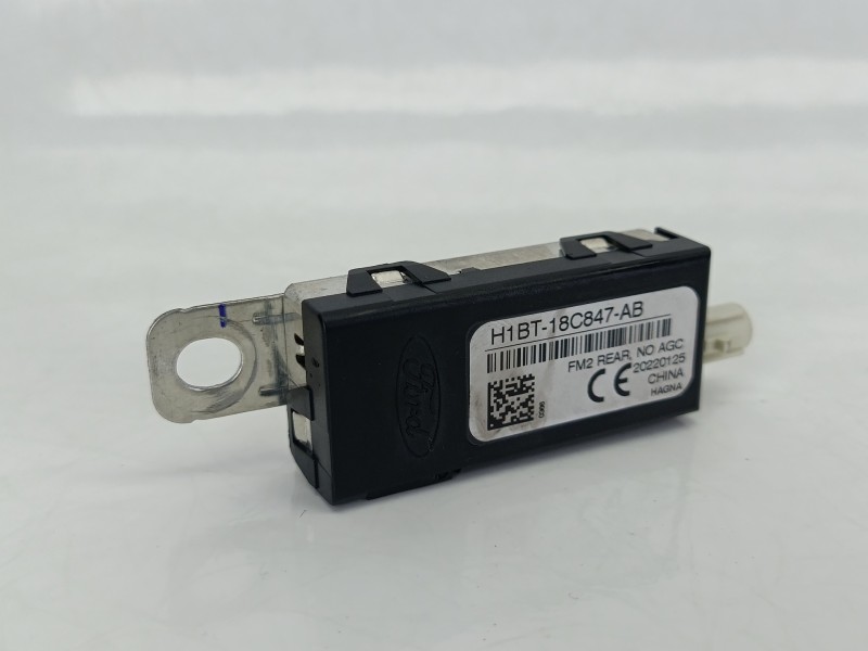 Recambio de amplificador de antena para ford ecosport 1.0 ecoboost referencia OEM IAM H1BT18C847AB  
