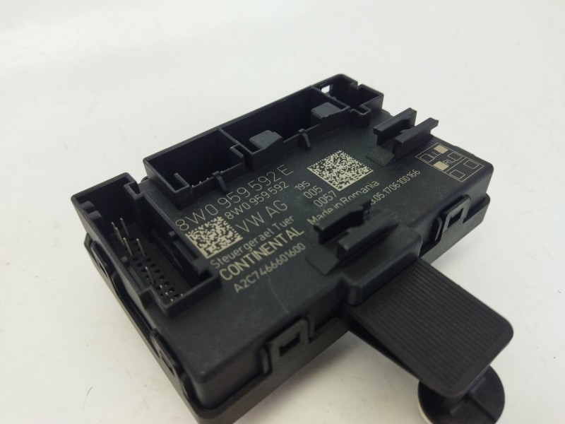 Recambio de modulo electronico para audi a4 b9 avant (8w5, 8wd) 2.0 tdi referencia OEM IAM 8W0959592E  