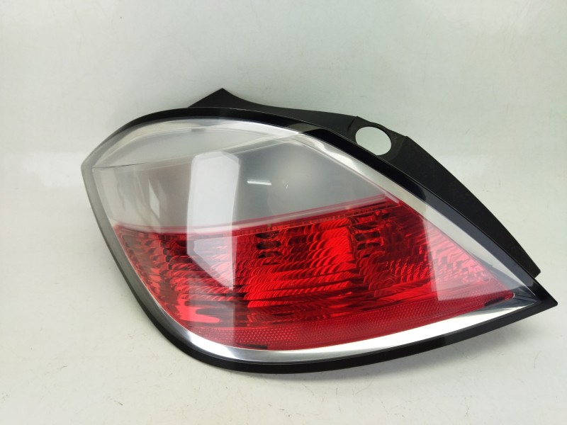 Recambio de piloto trasero izquierdo para opel astra h (a04) 1.9 cdti (l48) referencia OEM IAM 24451835  