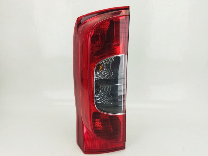 Recambio de piloto trasero izquierdo para peugeot bipper (aa_) 1.4 hdi referencia OEM IAM 01353206080  