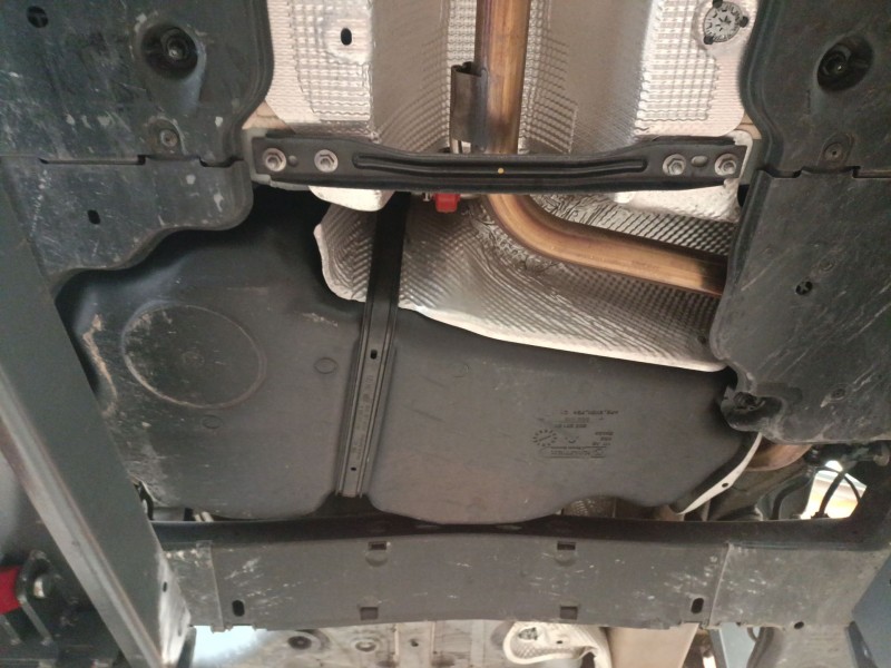 Recambio de deposito combustible para audi a1 sportback (gba) 30 tfsi referencia OEM IAM 2Q020101  