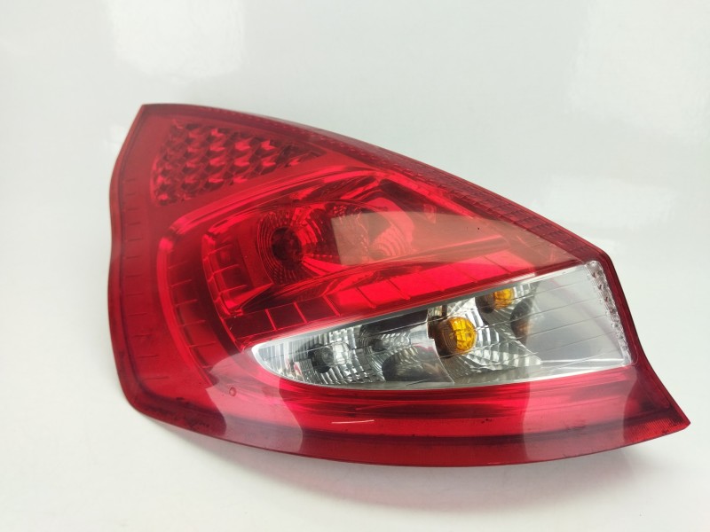 Recambio de piloto trasero izquierdo para ford fiesta vi (cb1, ccn) 1.6 tdci referencia OEM IAM   