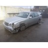 mercedes-benz clase e (w210) del año 2001