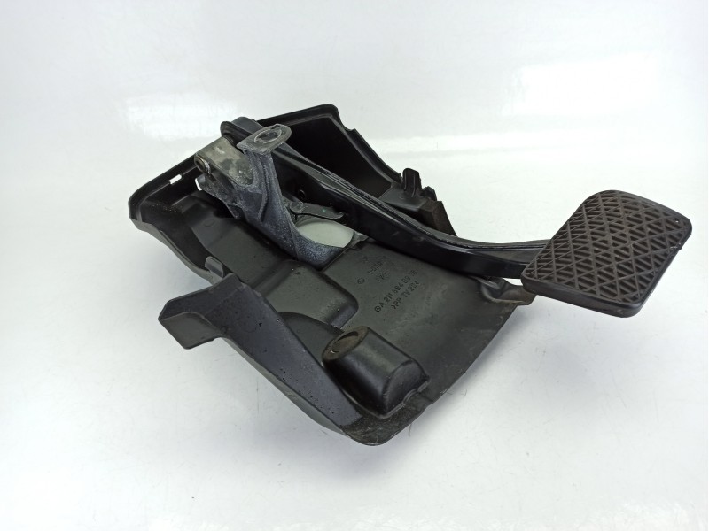 Recambio de pedal freno para mercedes-benz clase e (w211) e 270 cdi (211.016) referencia OEM IAM A2112900119  