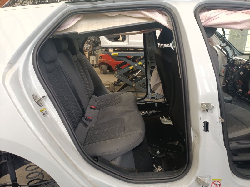 Recambio de gomas contorno puerta para audi a1 sportback (gba) 30 tfsi referencia OEM IAM   