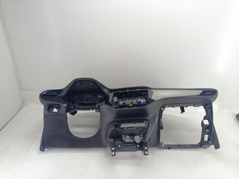 Recambio de salpicadero para opel corsa f (p2jo) 1.2 (68) referencia OEM IAM   