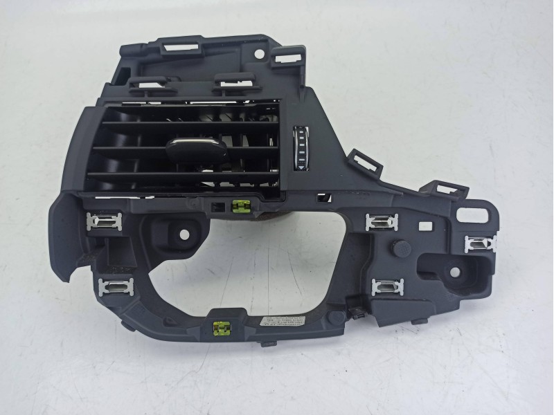 Recambio de rejilla aireadora para audi a4 b9 avant (8w5, 8wd) 2.0 tdi referencia OEM IAM 8W1820901B  