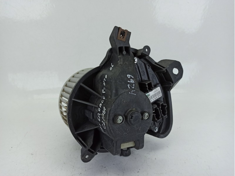 Recambio de motor calefaccion para fiat grande punto (199_) 1.9 d multijet referencia OEM IAM A43000800  