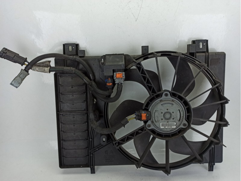Recambio de electroventilador para peugeot 508 i (8d_) 2.0 hdi referencia OEM IAM 3000257C  