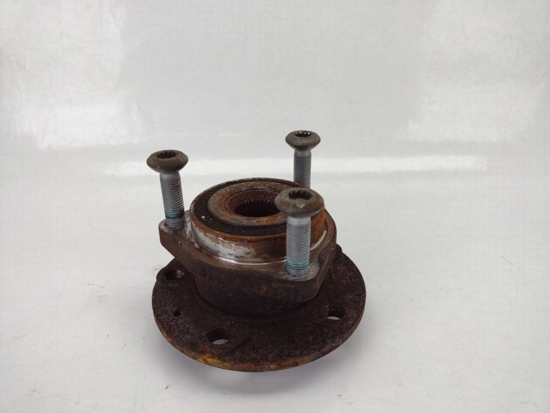 Recambio de buje para seat leon (1p1) 1.6 tdi referencia OEM IAM 1K0498621  