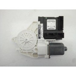 MOTOR ELEVALUNAS DELANTERO DERECHO 8P0959802Q 