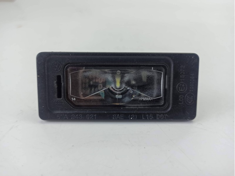Recambio de piloto matricula para audi a4 b9 avant (8w5, 8wd) 2.0 tdi referencia OEM IAM 5NA943021  