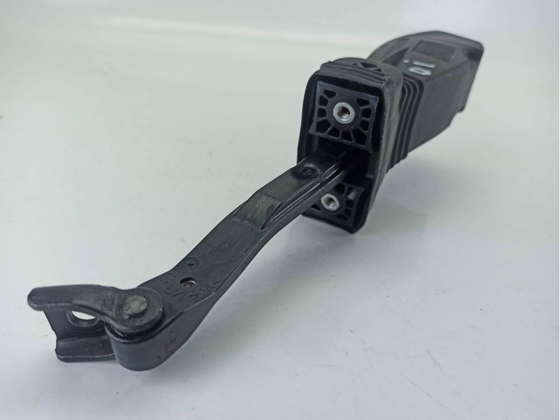 Recambio de retenedor puerta para audi a4 b9 avant (8w5, 8wd) 2.0 tdi referencia OEM IAM 8W0839249  
