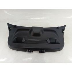 GUARNECIDO PORTON TRASERO 39196889 