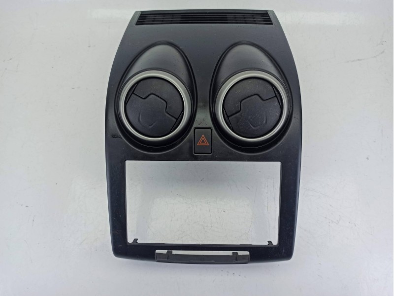 Recambio de rejilla aireadora para nissan qashqai i (j10, nj10) 2.0 dci a las 4 ruedas referencia OEM IAM P10381A77100  