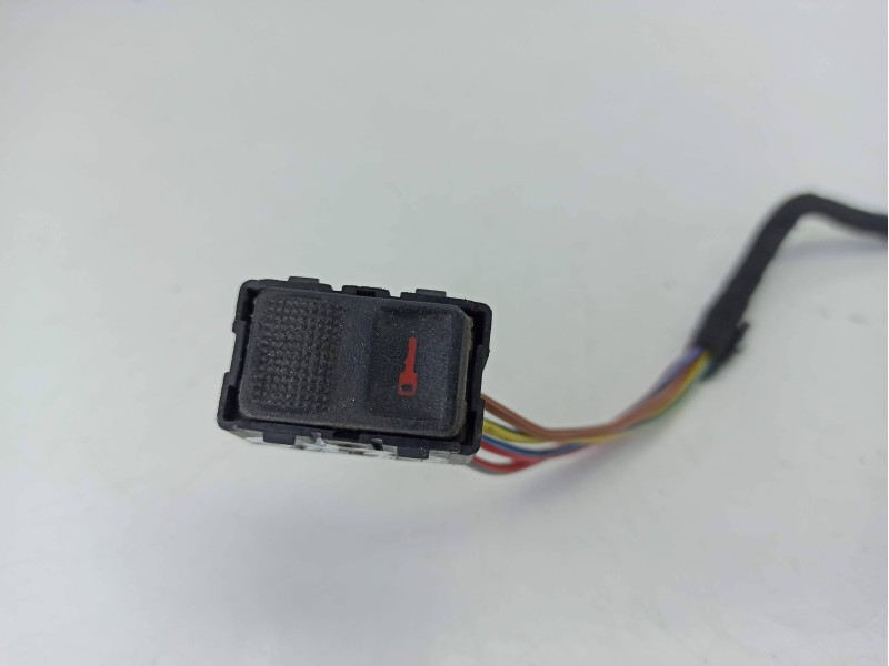 Recambio de interruptor para audi a3 (8l1) s3 quattro referencia OEM IAM 8L0962107A  