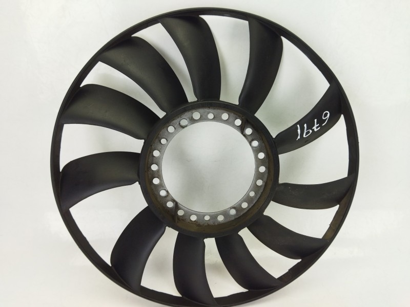 Recambio de ventilador viscoso motor para audi a4 b6 (8e2) 1.9 tdi referencia OEM IAM 058121301E  