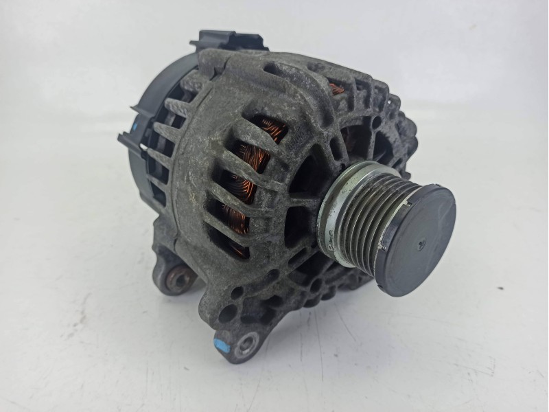 Recambio de alternador para audi a4 b9 avant (8w5, 8wd) 2.0 tdi referencia OEM IAM 04L903024  