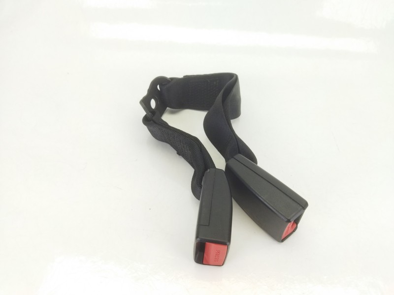 Recambio de enganche cinturon trasero central para bmw x1 (e84) sdrive 18 d referencia OEM IAM 7317731  