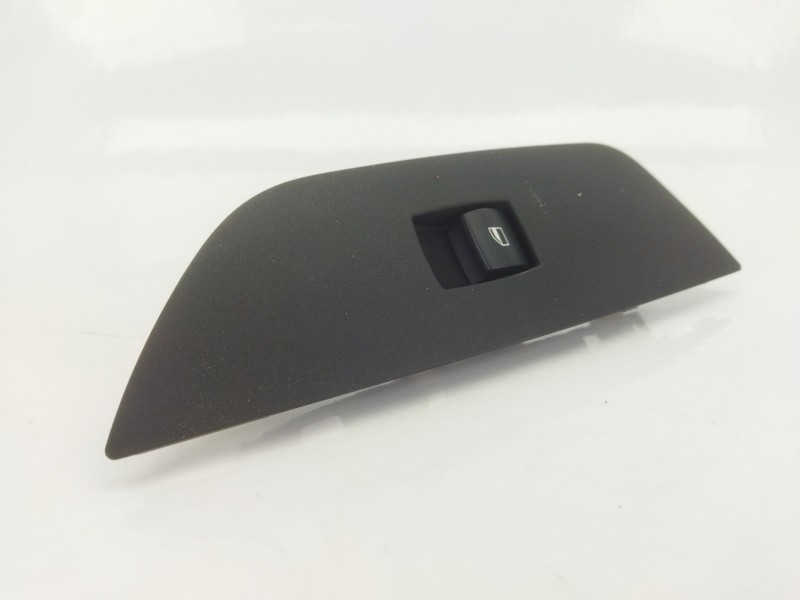 Recambio de mando elevalunas trasero izquierdo para bmw x1 (e84) sdrive 18 d referencia OEM IAM 6935534  