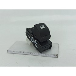 MANDO ELEVALUNAS TRASERO DERECHO 96751119ZD 