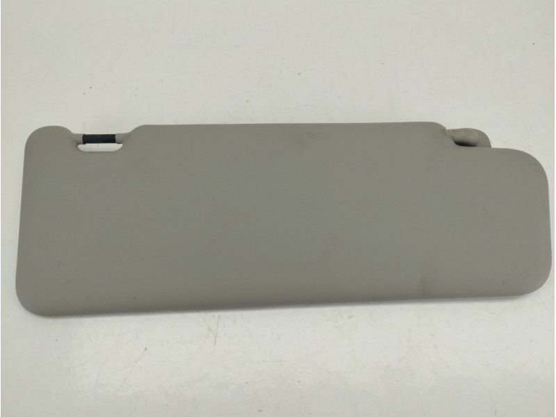 Recambio de parasol izquierdo para dacia sandero ii (b8_) tce 90 (b8m1, b8ma) referencia OEM IAM 964012342R  