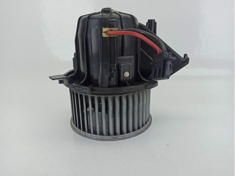 Recambio de motor calefaccion para audi a5 (8t3) 3.0 tdi quattro referencia OEM IAM 8K1820021  