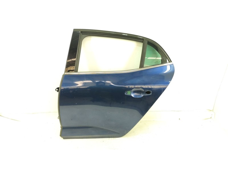 Recambio de puerta trasera izquierda para renault megane iv hatchback (b9a/m/n_) 1.2 tce 100 (b9ms) referencia OEM IAM   