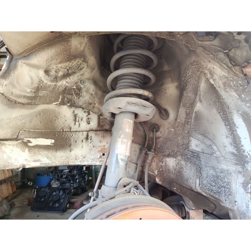 Recambio de amortiguador delantero izquierdo para volkswagen golf vi (5k1) 2.0 gti referencia OEM IAM   