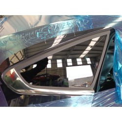 LUNA CUSTODIA TRASERA DERECHA 833067352R 