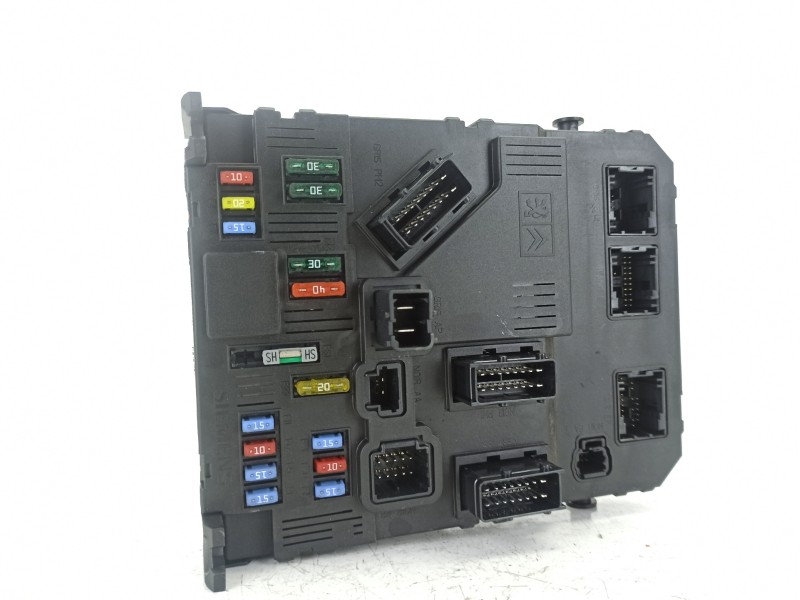 Recambio de caja reles / fusibles para peugeot 206 hatchback (2a/c) 1.4 i referencia OEM IAM 9653667680  